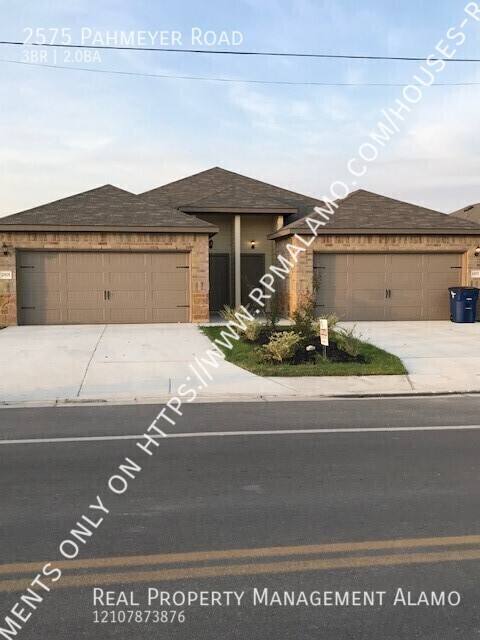 House for rent at 2575 Pahmeyer Rd, New Braunfels, TX 78130