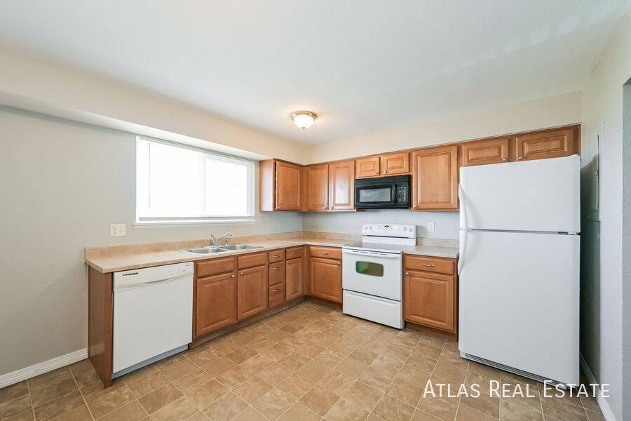 Apartment for rent at 960 Bishop Court #A, Castle Rock, CO 80104