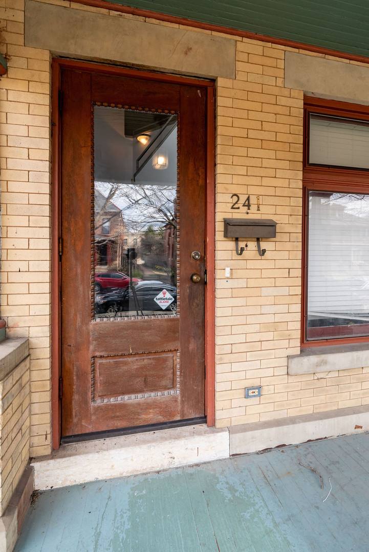 Apartment for rent at 241-243 Collins Ave, Columbus, OH 43215