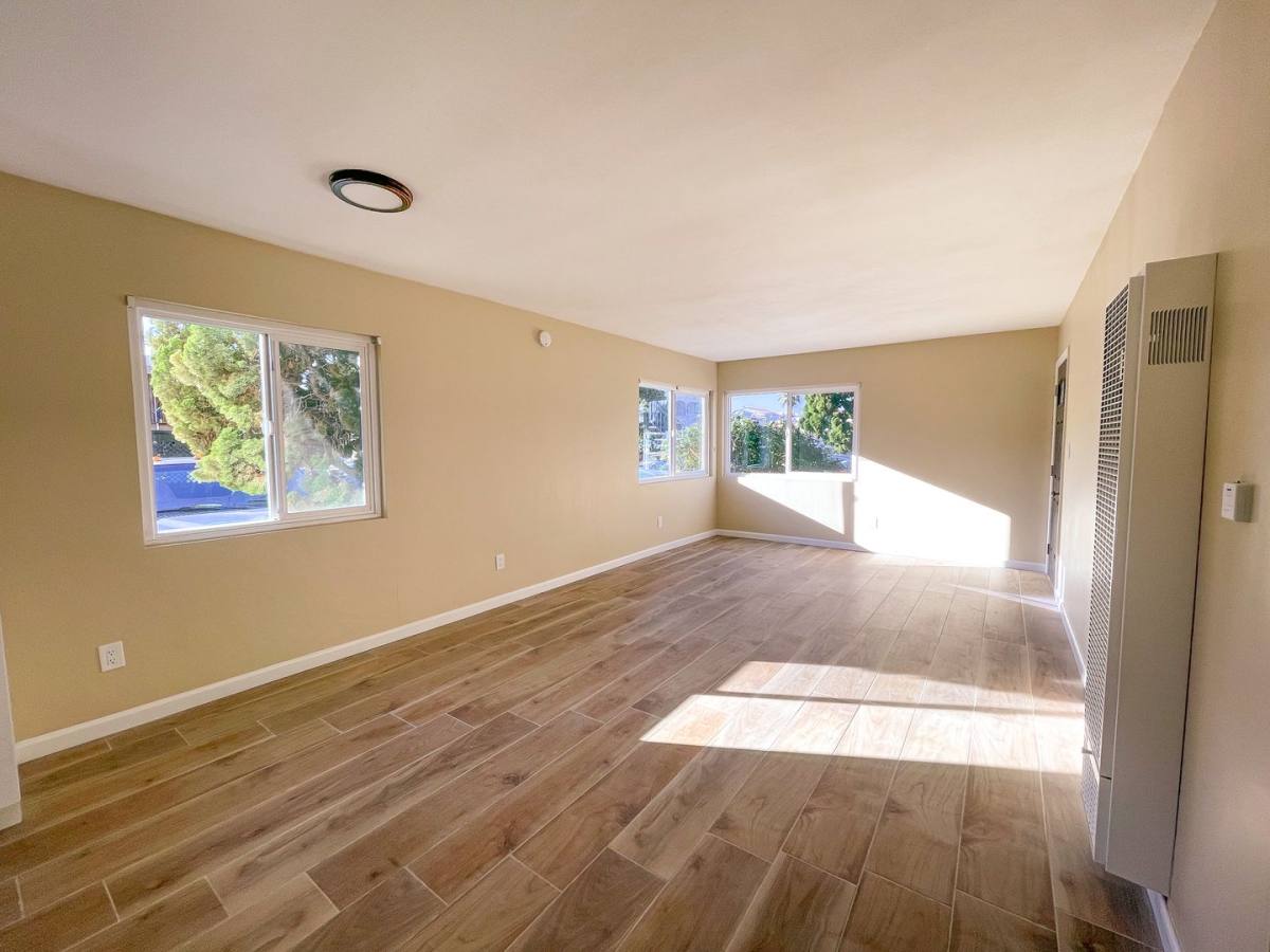 Apartment for rent at 1258 Pacific Beach Dr, San Diego, CA 92109