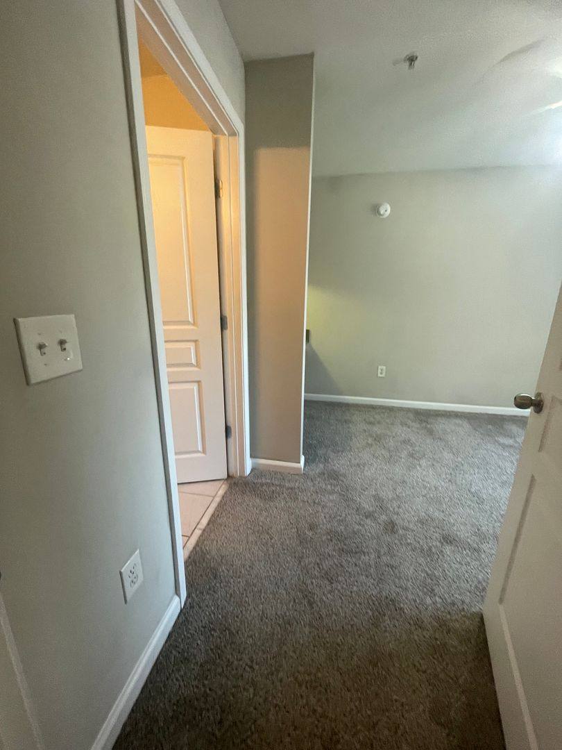 Apartment for rent at 3930 Cherokee Woods Way, Knoxville, TN 37920