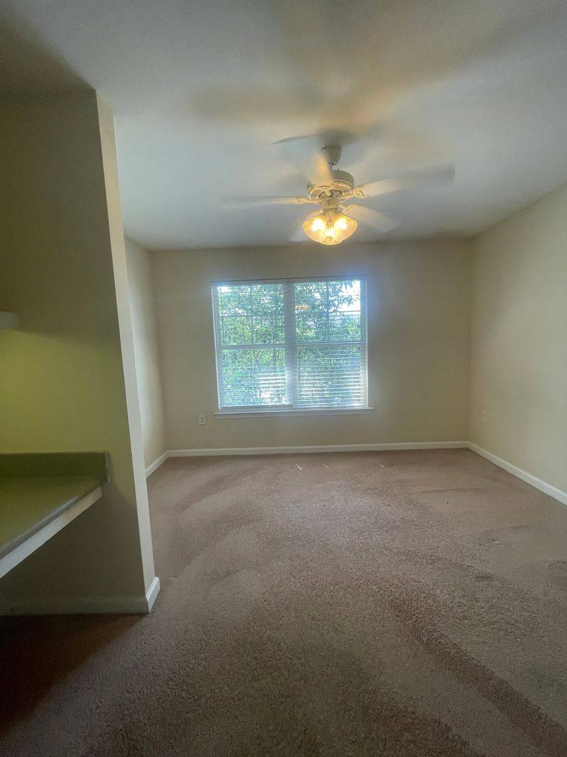 Apartment for rent at 3708 Spruce Ridge Way, Knoxville, TN 37920