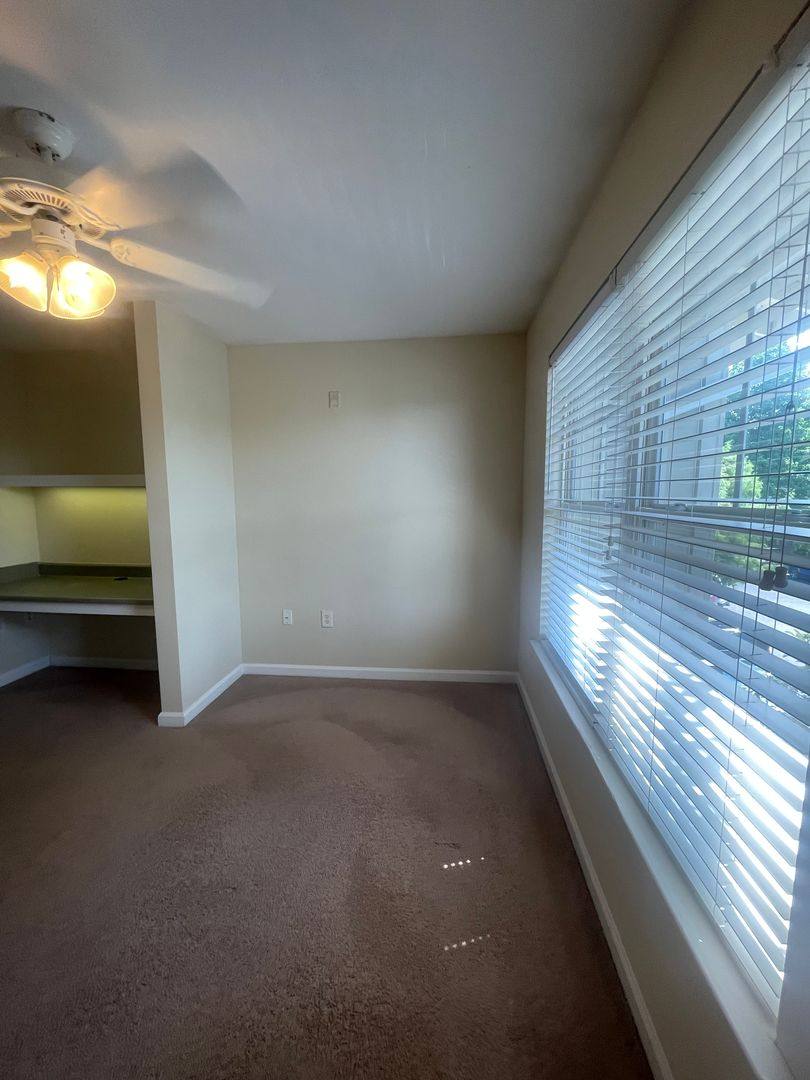 Apartment for rent at 3708 Spruce Ridge Way, Knoxville, TN 37920