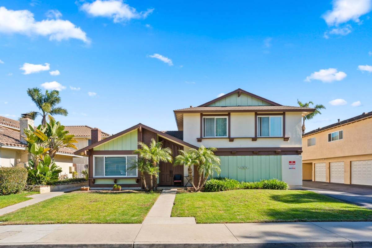 Apartment for rent at 17972 Baron Circle, Huntington Beach, CA 92647