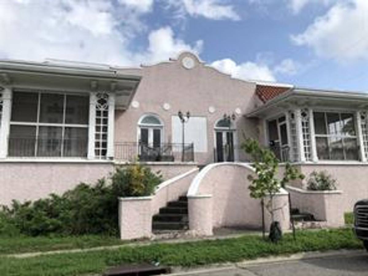 House for rent at 4603 S Miro St, New Orleans, LA 70125