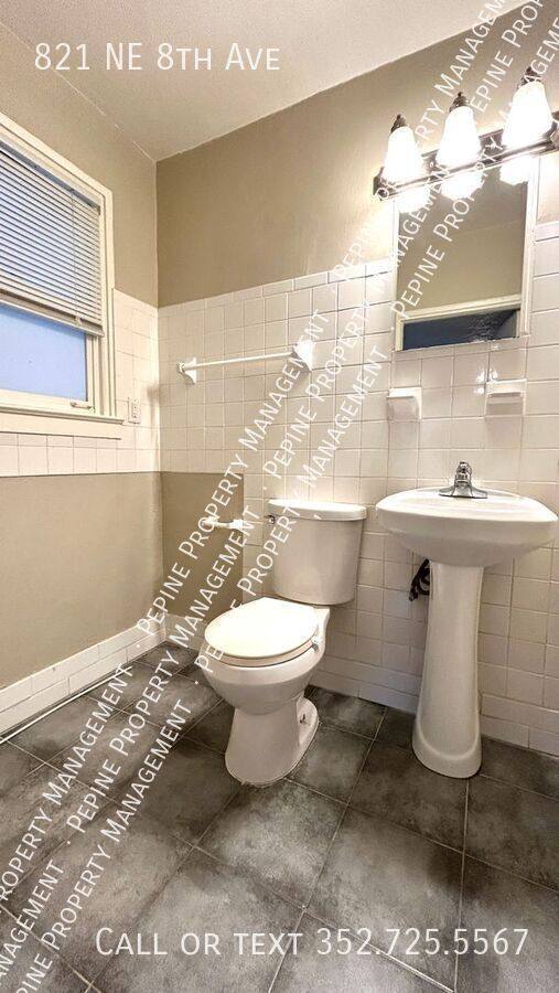 House for rent at 821 NE 8th Ave, Gainesville, FL 32601