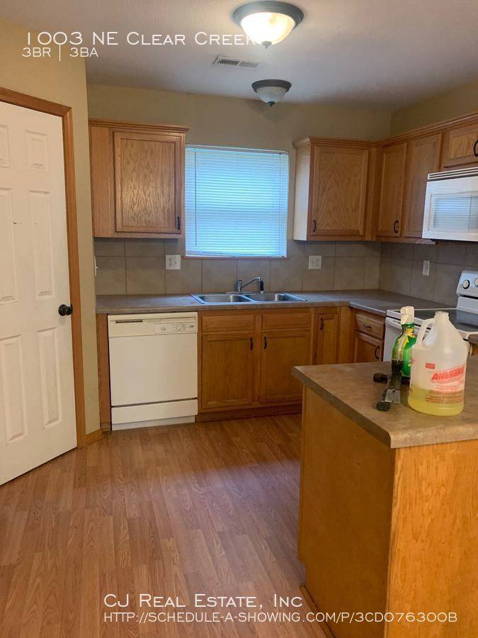 House for rent at 1003 NE Clear Creek, Grain Valley, MO 64029