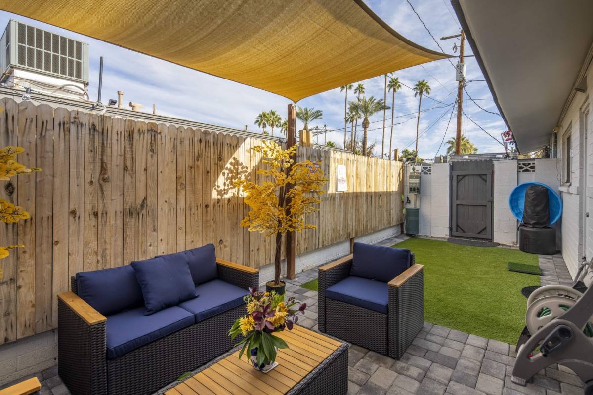 Condo for rent at 2940 N 40th St, Phoenix, AZ 85018