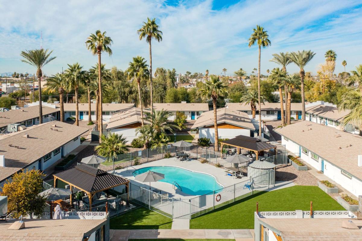 Condo for rent at 2940 N 40th St, Phoenix, AZ 85018