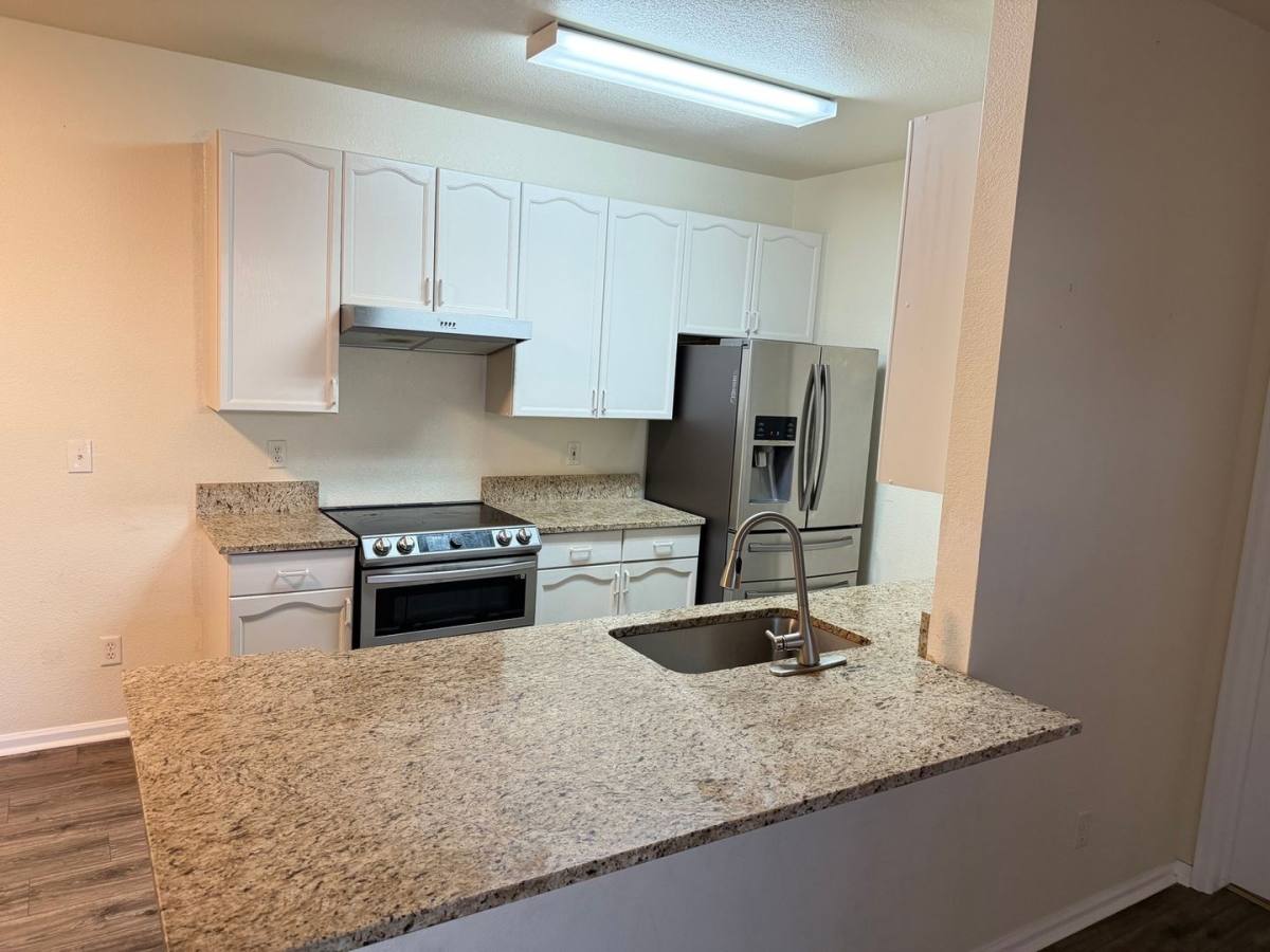 Townhouse for rent at 14343 E 1st Dr, Aurora, CO 80011