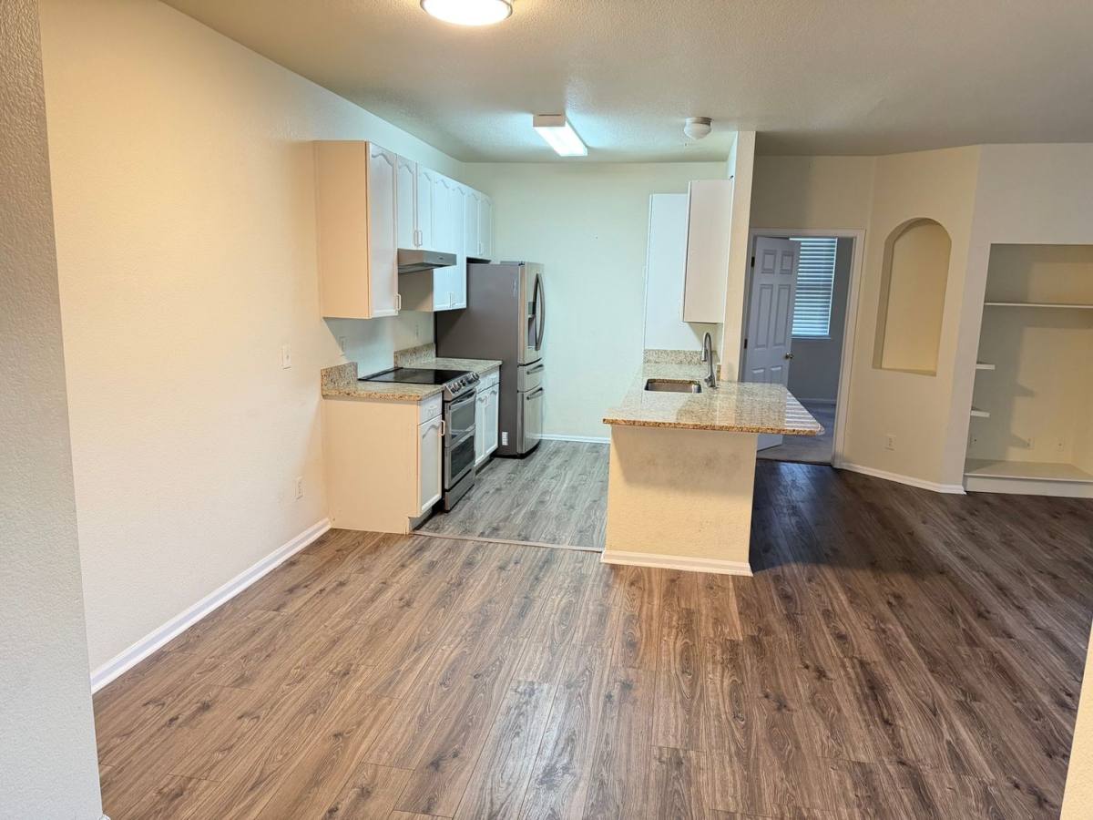 Townhouse for rent at 14343 E 1st Dr, Aurora, CO 80011