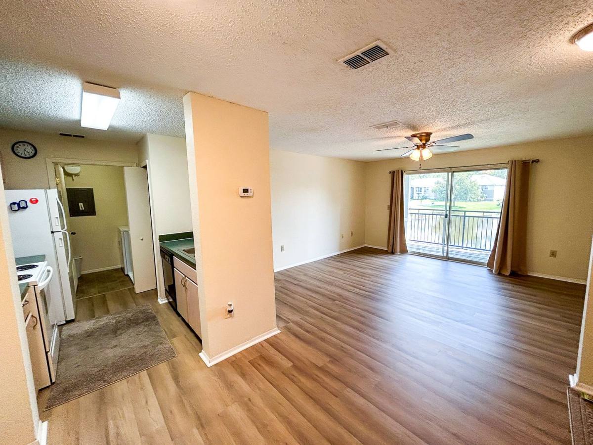 Condo for rent at 3705 SW 27th St #526, Gainesville, FL 32608