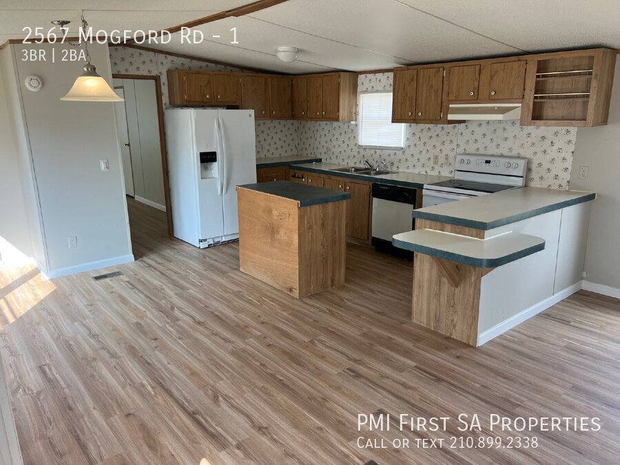 Apartment for rent at 2567 Mogford Rd #1, San Antonio, TX 78264