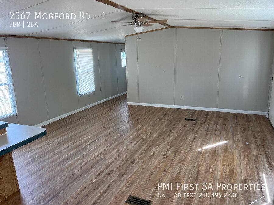 Apartment for rent at 2567 Mogford Rd #1, San Antonio, TX 78264