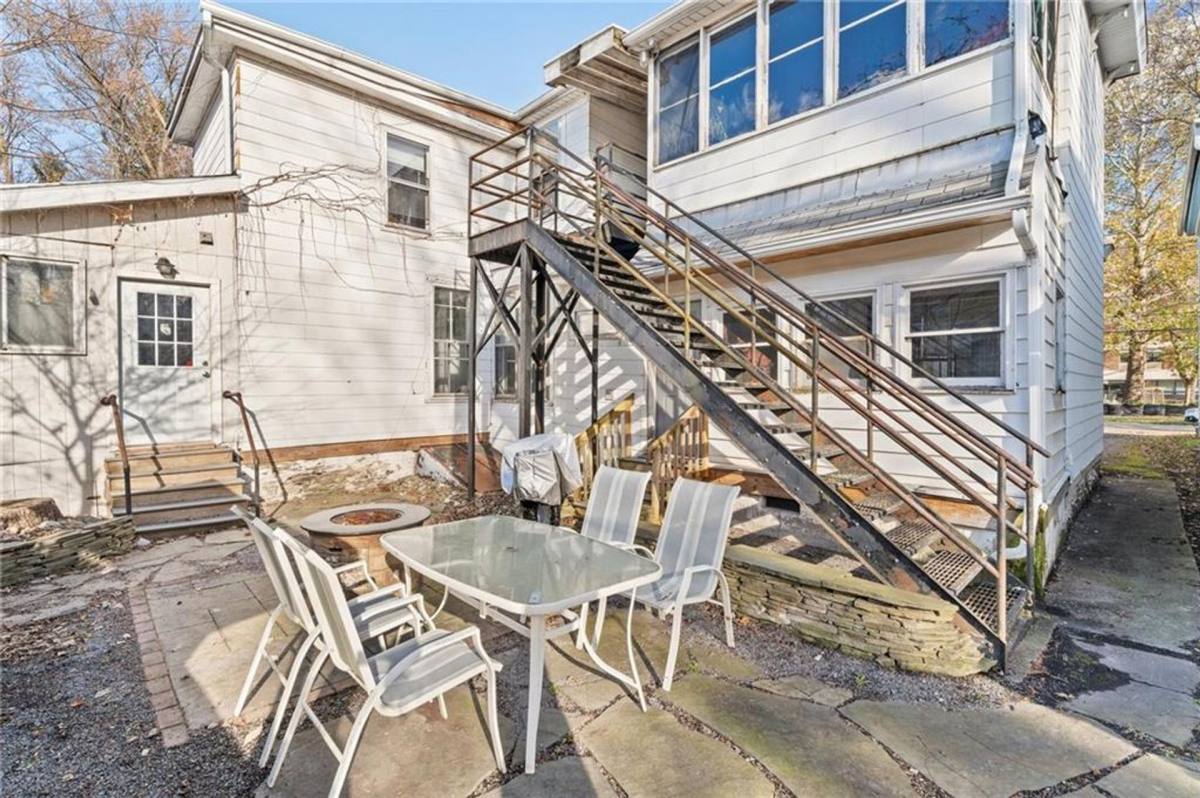 Apartment for rent at 222 S Geneva St, Ithaca, NY 14850