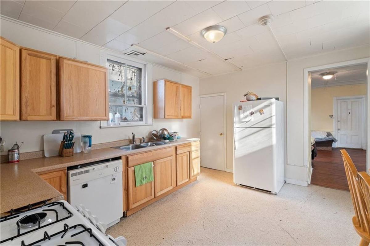 Apartment for rent at 222 S Geneva St, Ithaca, NY 14850