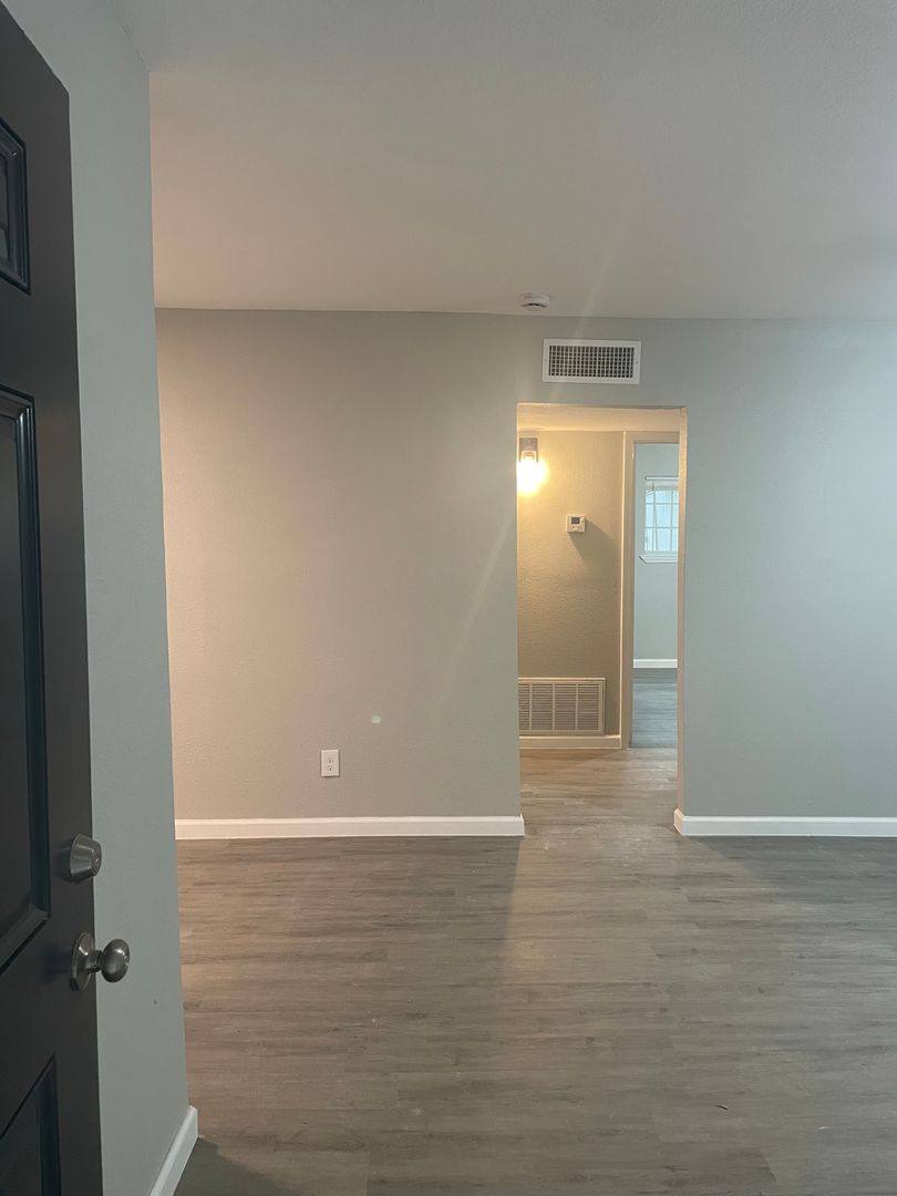 Apartment for rent at 539 Eleanor Ave, San Antonio, TX 78209