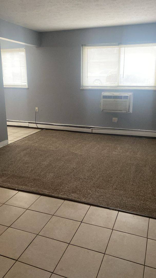 Apartment for rent at 17572 Lake Shore Blvd, Cleveland, OH 44119