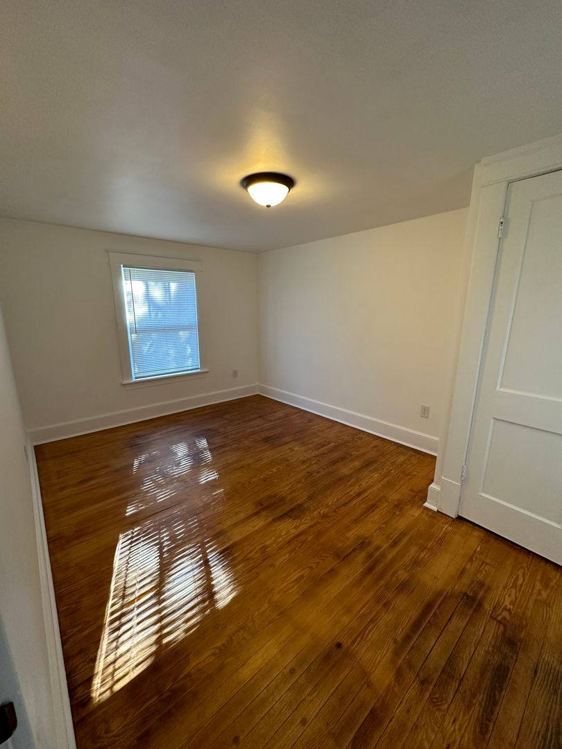 Apartment for rent at 707 Mansfield Ave, Lynchburg, VA 24501