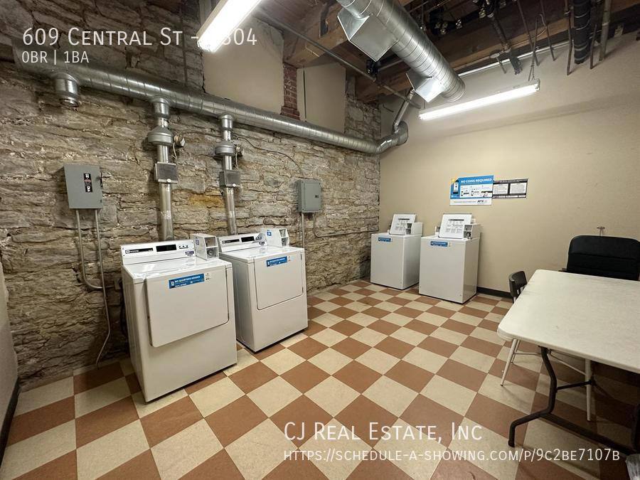 Apartment for rent at 609 Central St #1304, Kansas City, MO 64105