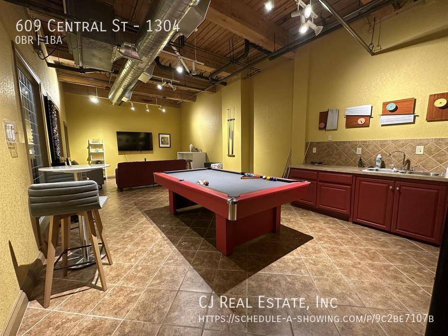 Apartment for rent at 609 Central St #1304, Kansas City, MO 64105