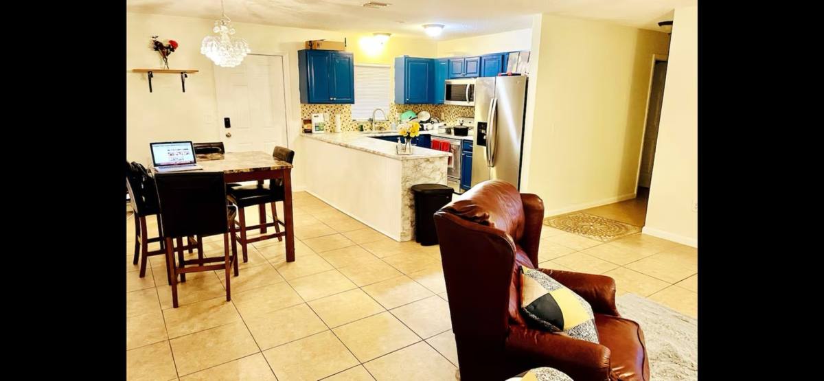 House for rent at 1550 21st St, Sarasota, FL 34234