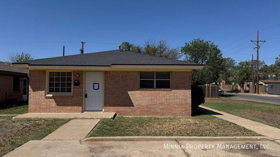 Apartment for rent at 2302 40th St #B, Lubbock, TX 79412