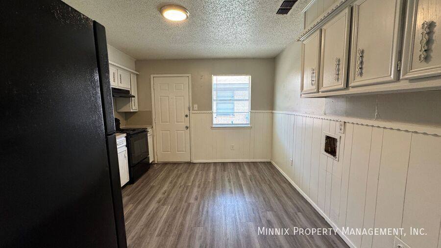 Apartment for rent at 2302 40th St #B, Lubbock, TX 79412