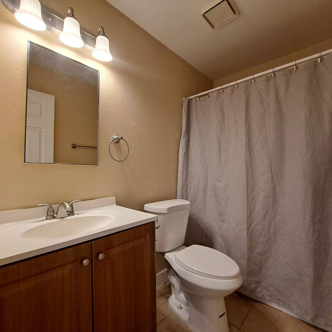 Apartment for rent at 4260 Vornsand Dr, Las Vegas, NV 89115