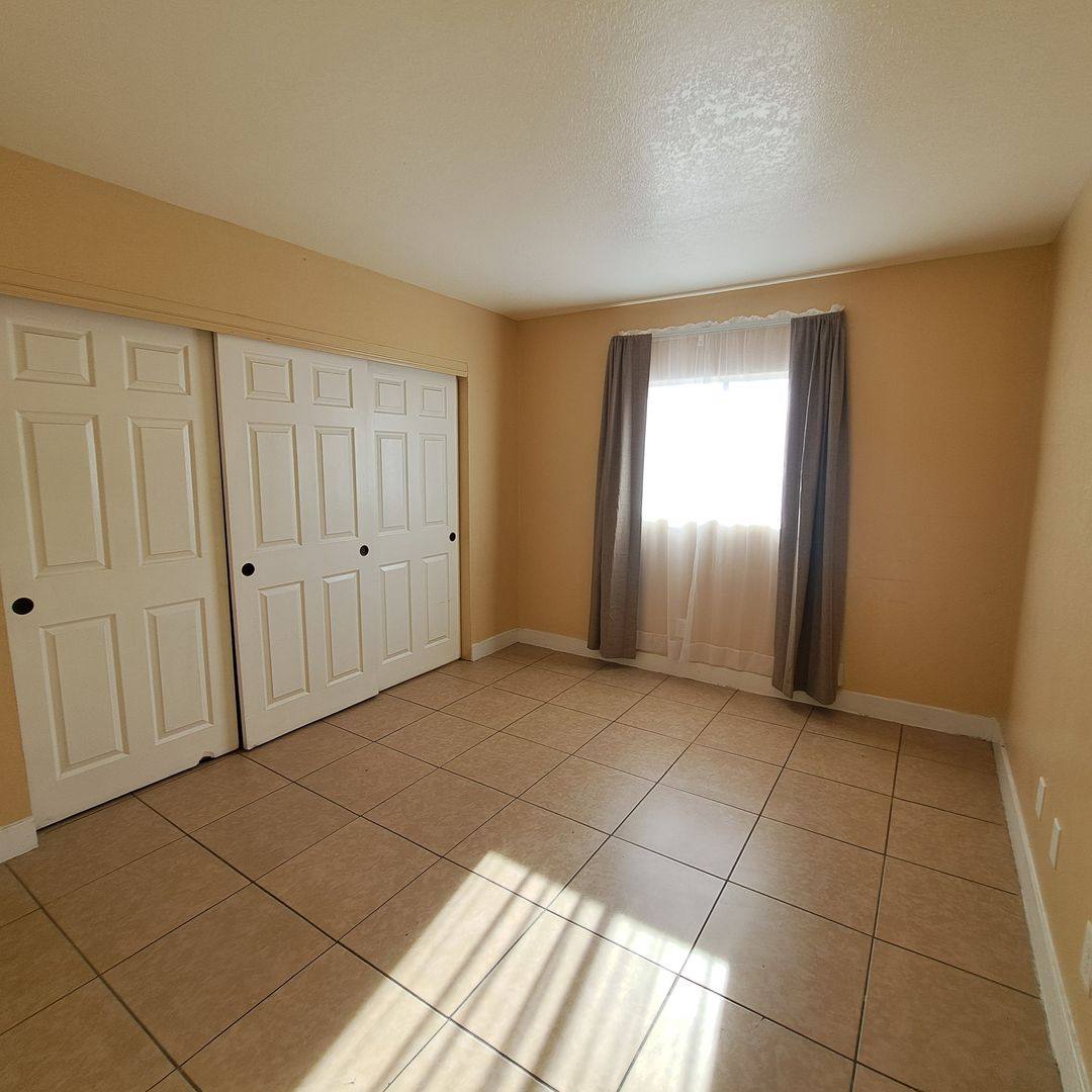 Apartment for rent at 4260 Vornsand Dr, Las Vegas, NV 89115