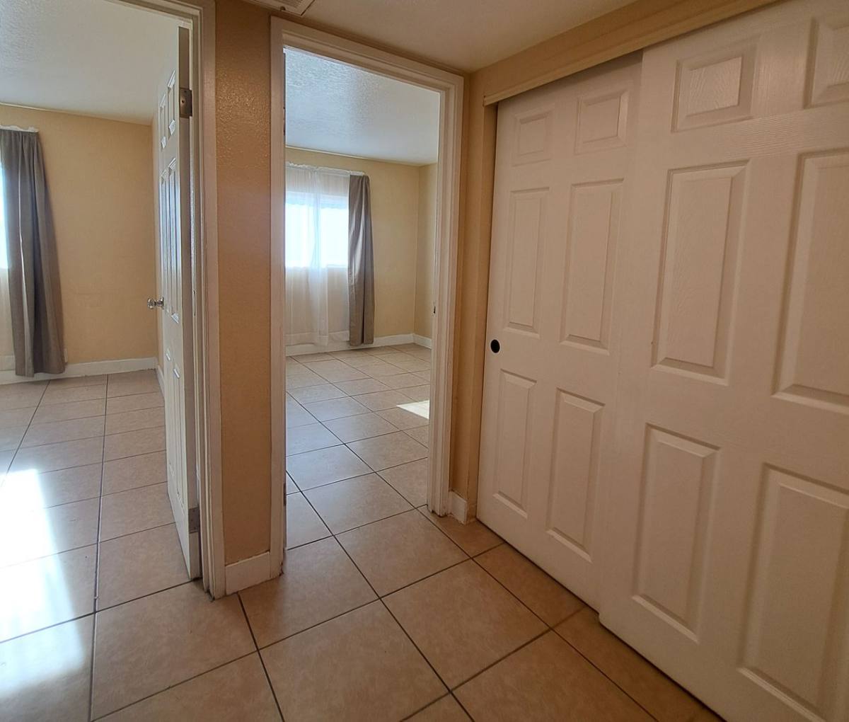 Apartment for rent at 4260 Vornsand Dr, Las Vegas, NV 89115