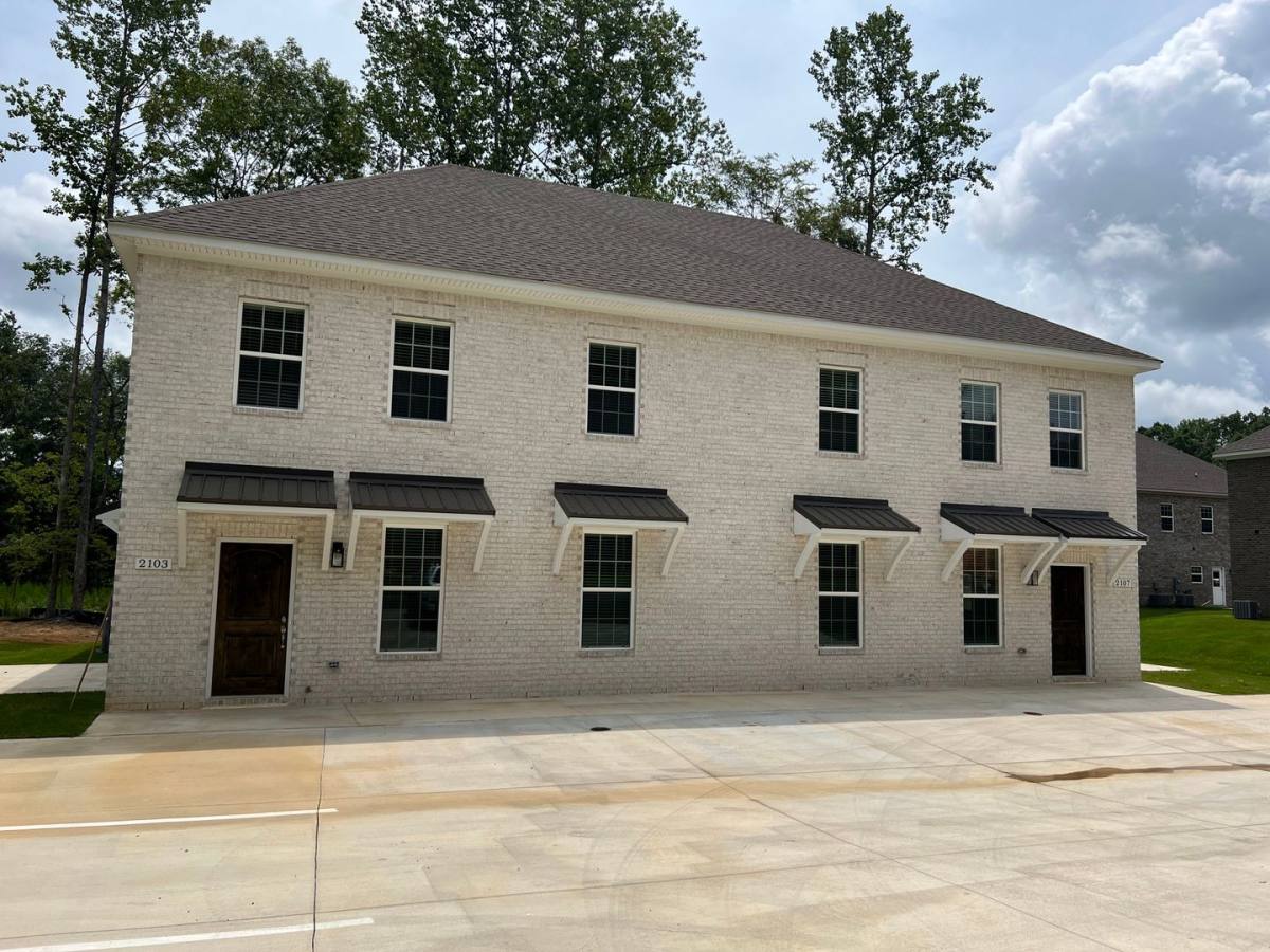 Townhouse for rent at 2107 Downs Way, Auburn, AL 36830