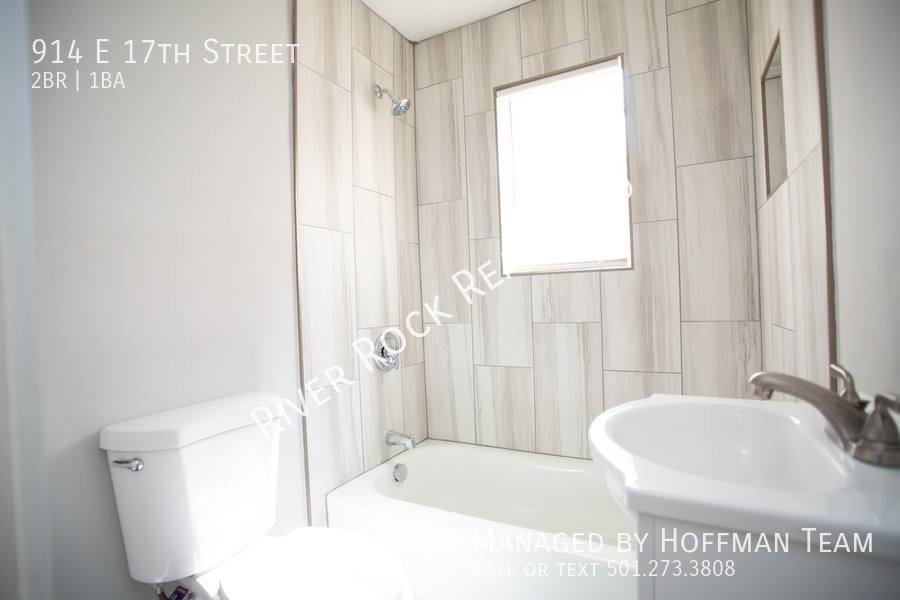 House for rent at 914 E 17th St, North Little Rock, AR 72114