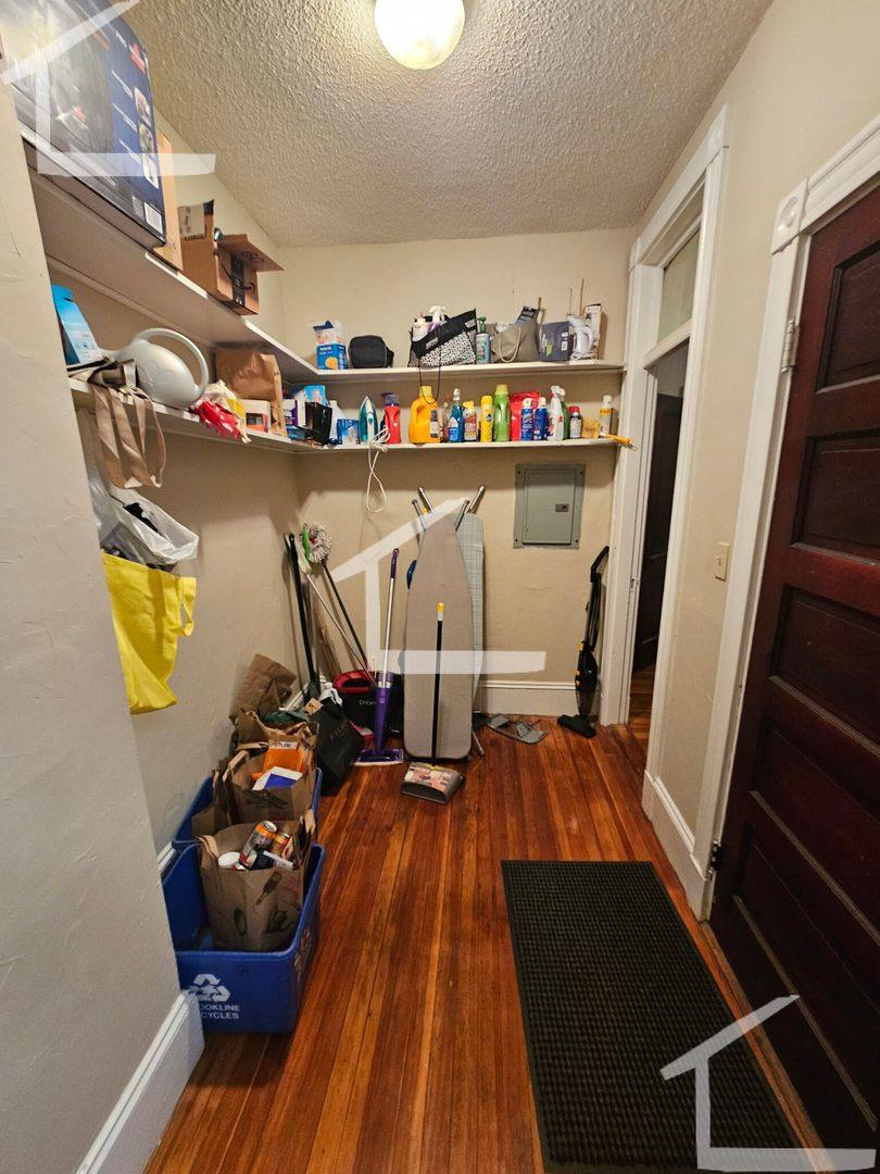 Apartment for rent at 1 Euston St #2B, Brookline, MA 02446