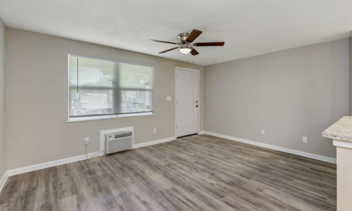Apartment for rent at 1131 Woodruff Ave, Jacksonville, FL 32205
