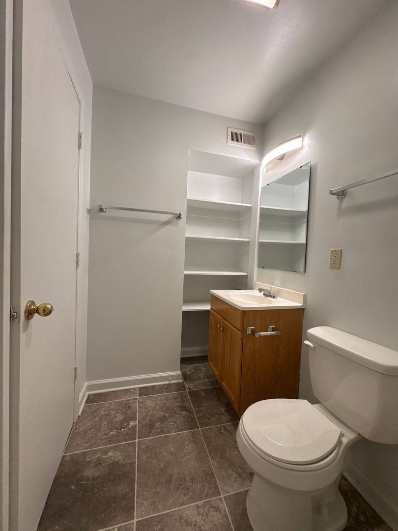 Apartment for rent at 717 Sterling Rd SW, Roanoke, VA 24014