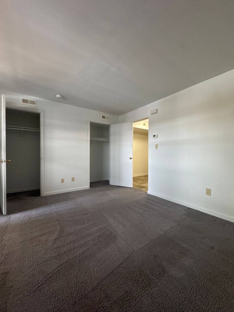 Apartment for rent at 717 Sterling Rd SW, Roanoke, VA 24014