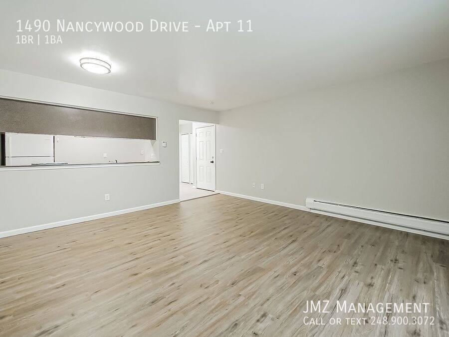 Apartment for rent at 1490 Nancywood Dr #11, Waterford, MI 48327