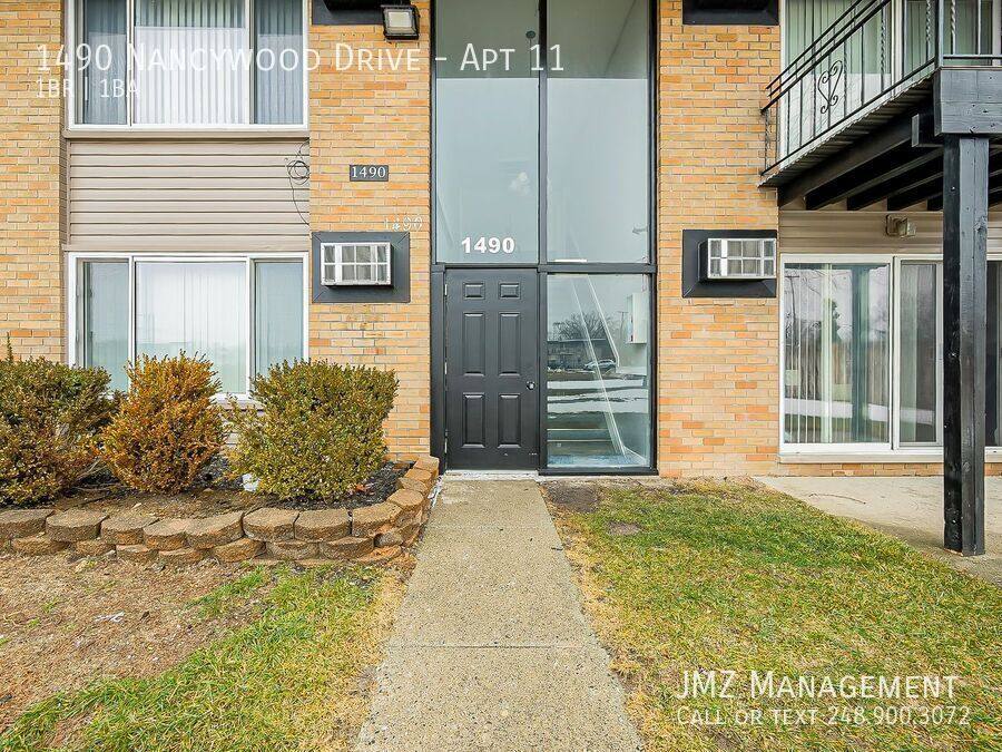 Apartment for rent at 1490 Nancywood Dr #11, Waterford, MI 48327