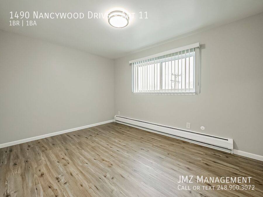 Apartment for rent at 1490 Nancywood Dr #11, Waterford, MI 48327