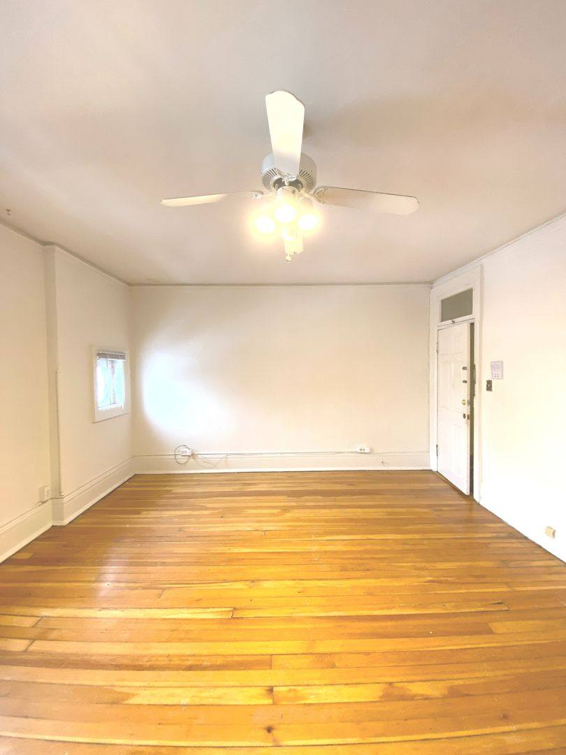 Apartment for rent at 918 E Knapp St, Milwaukee, WI 53202