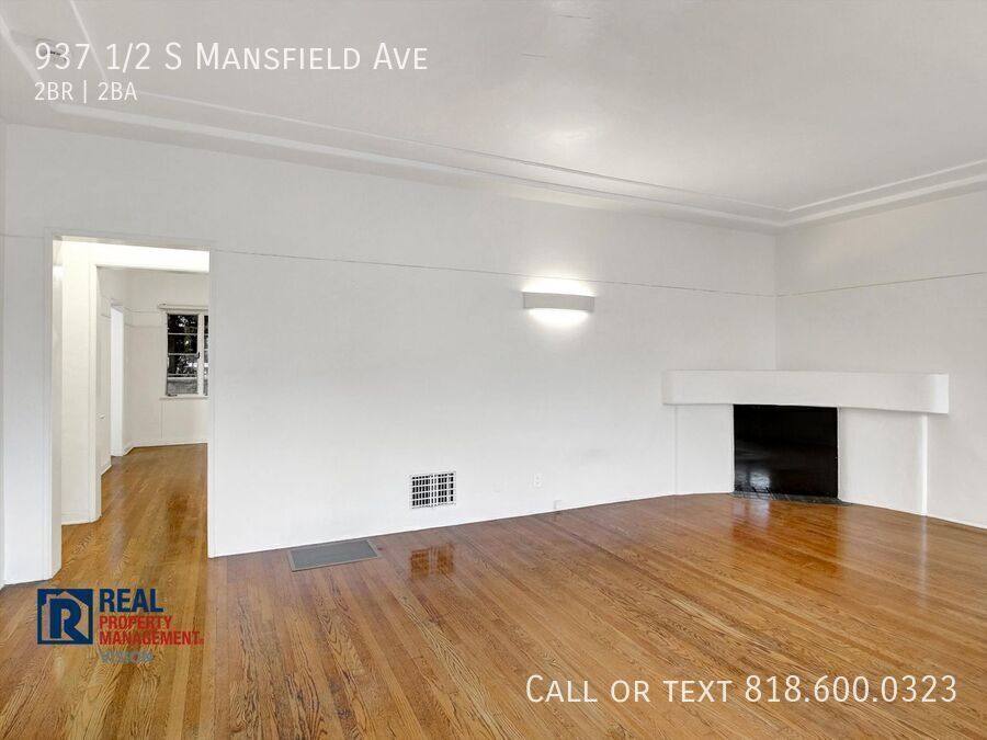 Townhouse for rent at 937 1 2 S Mansfield Ave, Los Angeles, CA 90036