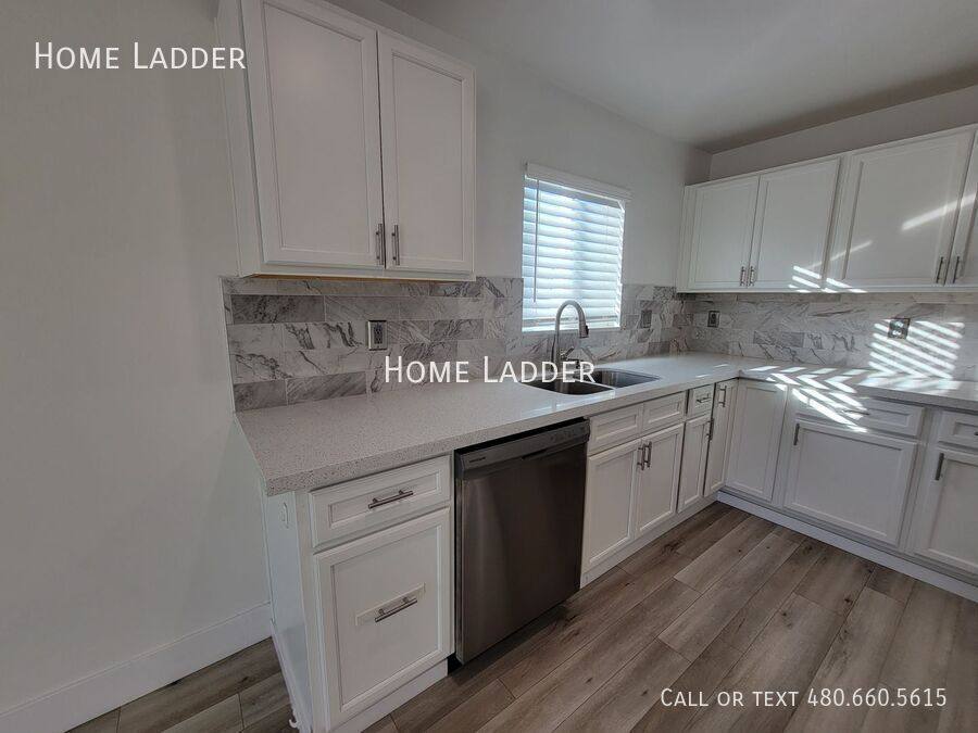 Apartment for rent at 2301 N 27th St #4, Phoenix, AZ 85008