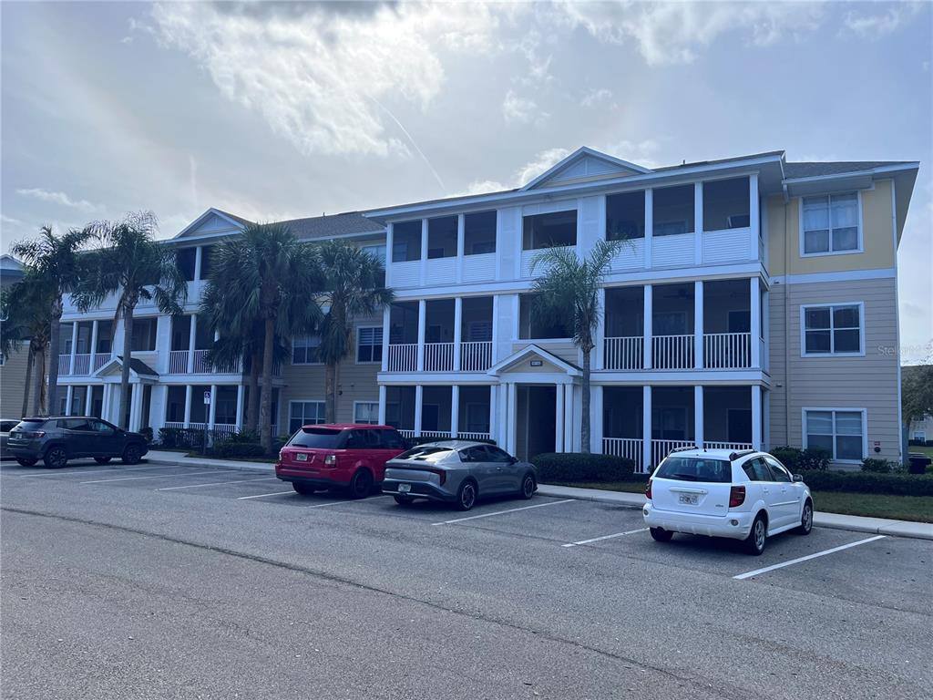 Apartment for rent at 4802 51st St W #521, Bradenton, FL 34210