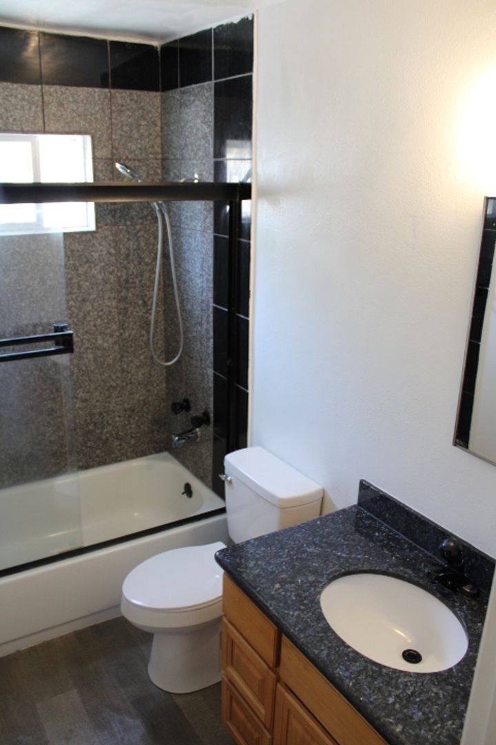 Apartment for rent at 2515 Manchester Ave, San Pablo, CA 94806