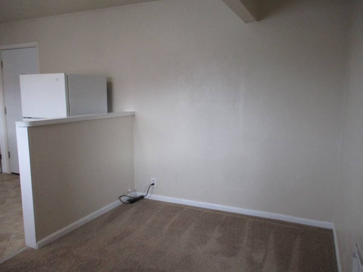 Apartment for rent at 817 So 11th St, Tacoma, WA 98405