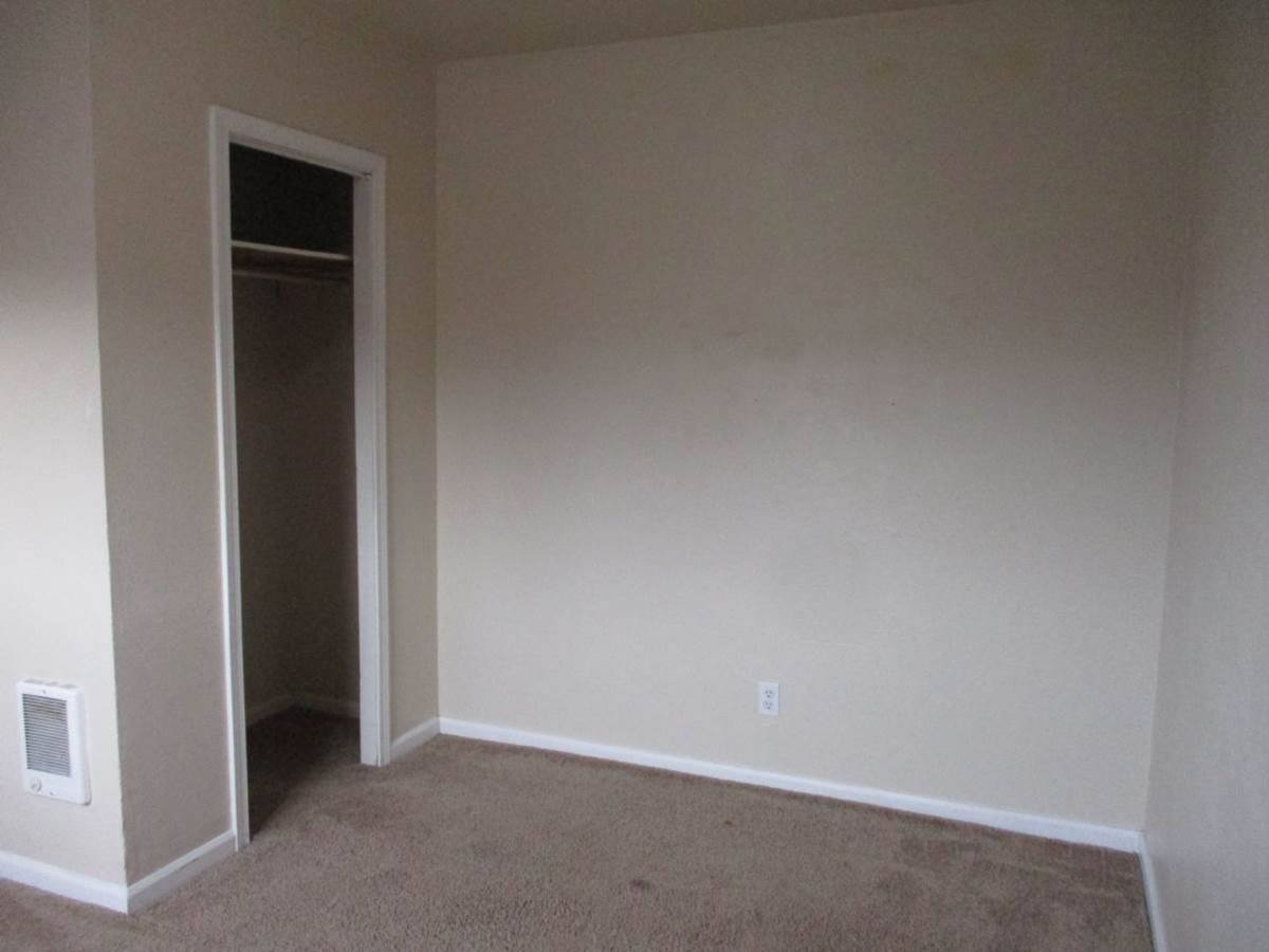 Apartment for rent at 817 So 11th St, Tacoma, WA 98405