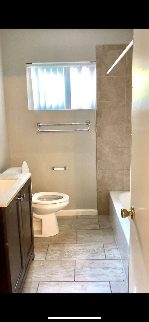 Apartment for rent at 1786 N Coast Highway 101, Encinitas, CA 92024