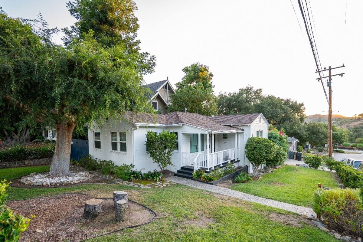 House for rent at 274 N Dominguez Place, Azusa, CA 91702