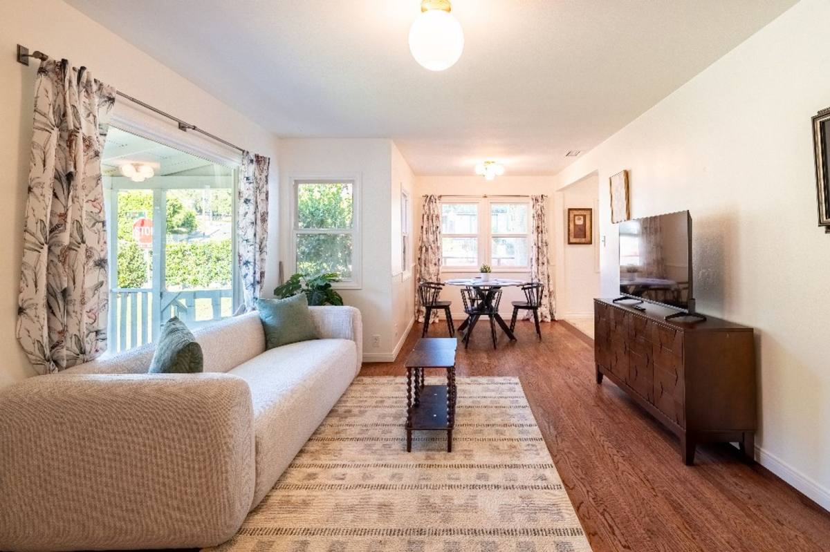 House for rent at 274 N Dominguez Place, Azusa, CA 91702